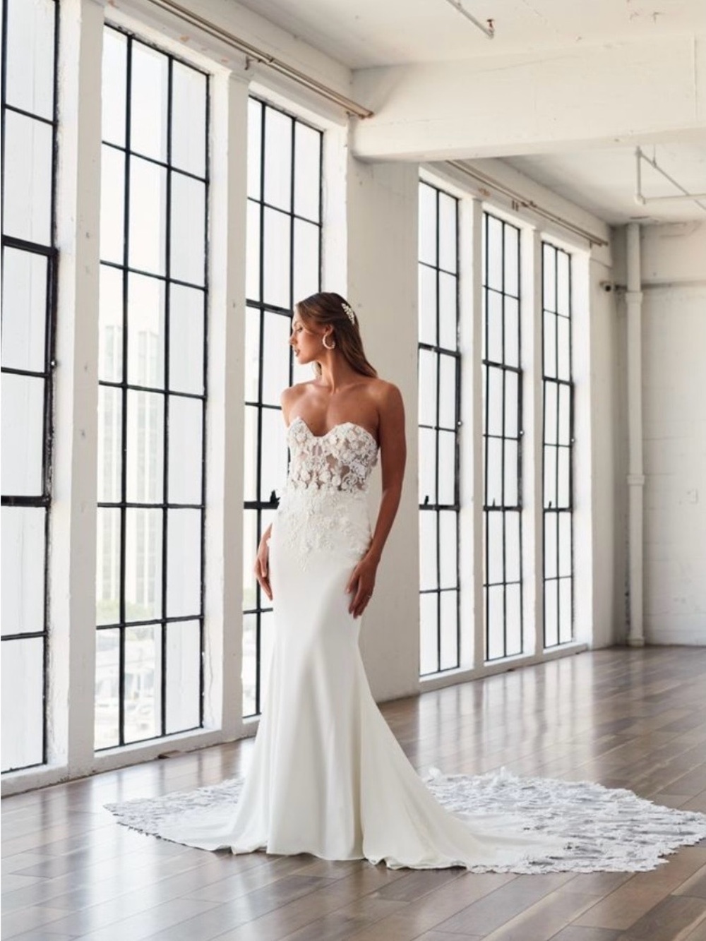 Serene by Madi Lane "Noelle" SR2307 Fit-and-Flare Wedding Gown Floor sample